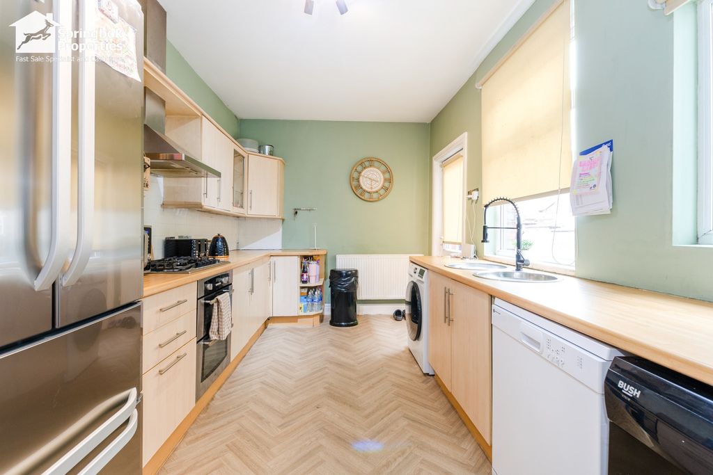 Property photo 2 of 14 Image 1