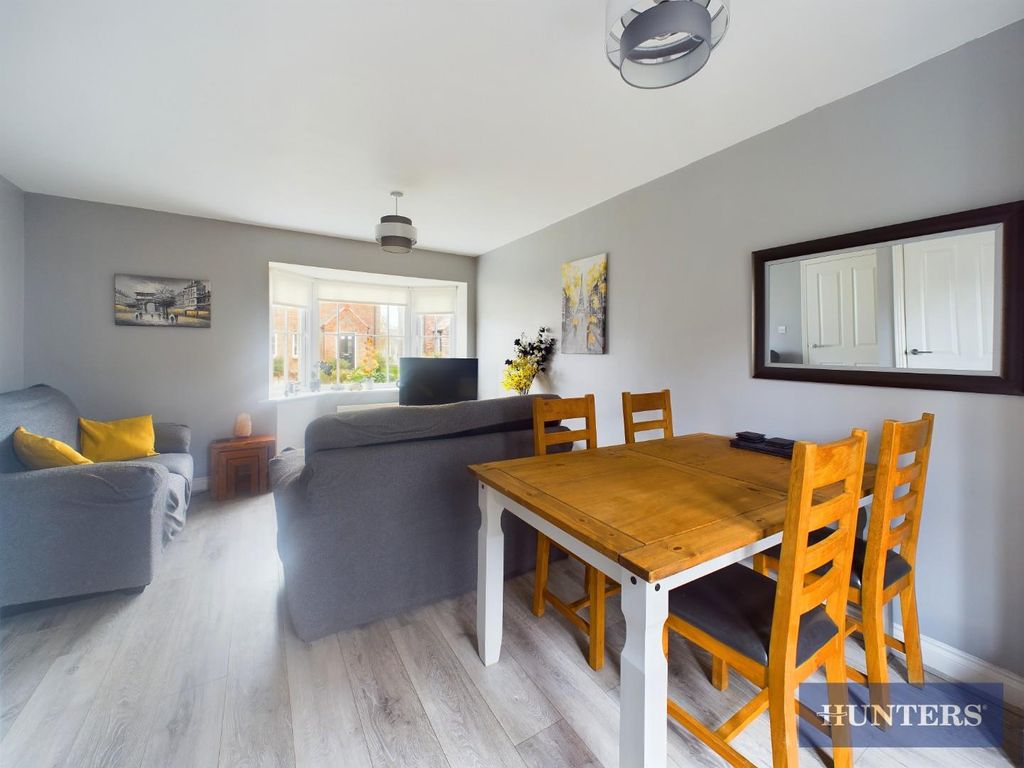 Property photo 2 of 12 Living Room