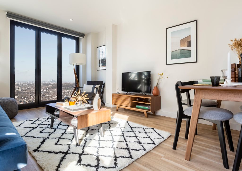Property photo 1 of 29 Highres Billy Bolton Greystar Ten Degrees 222 Hdr Edit