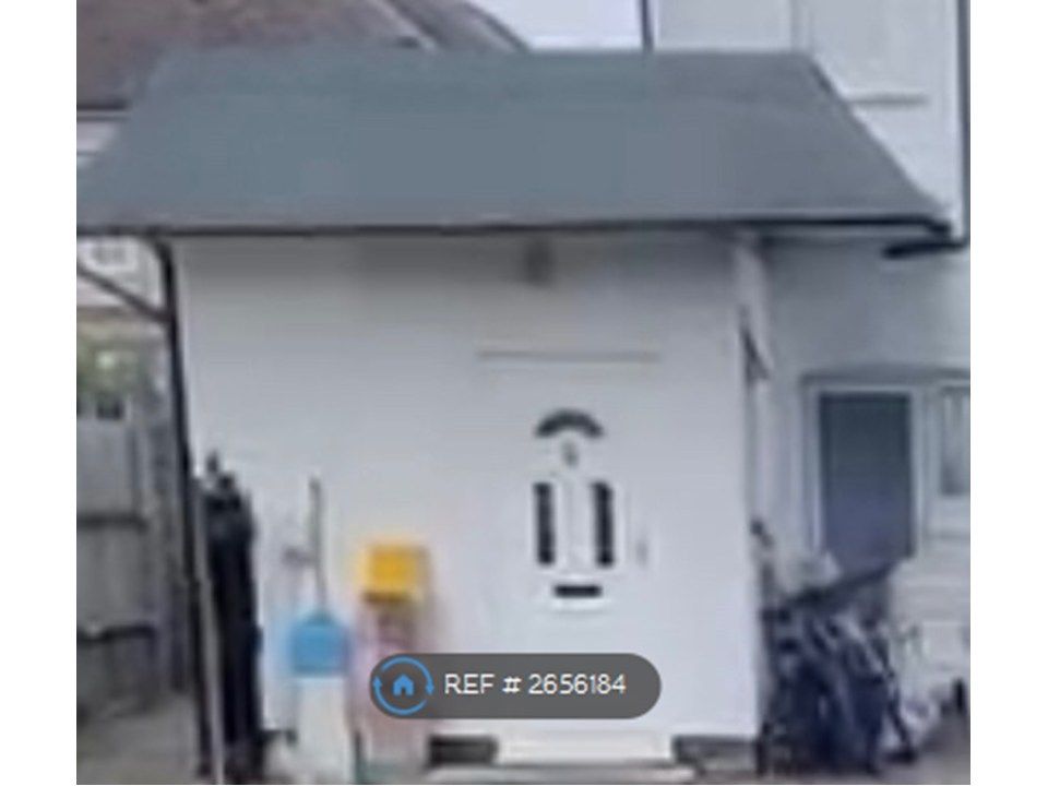 Property photo 2 of 7