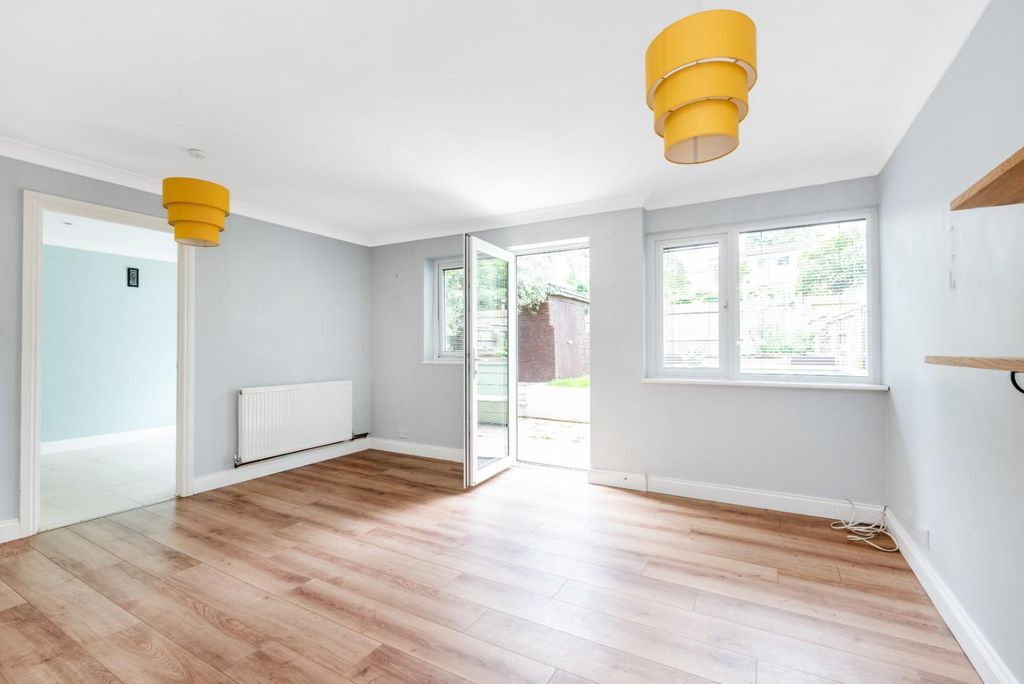 Property photo 3 of 18 11 Uphill Drive, Bath BA1 6Pb-5.Jpg
