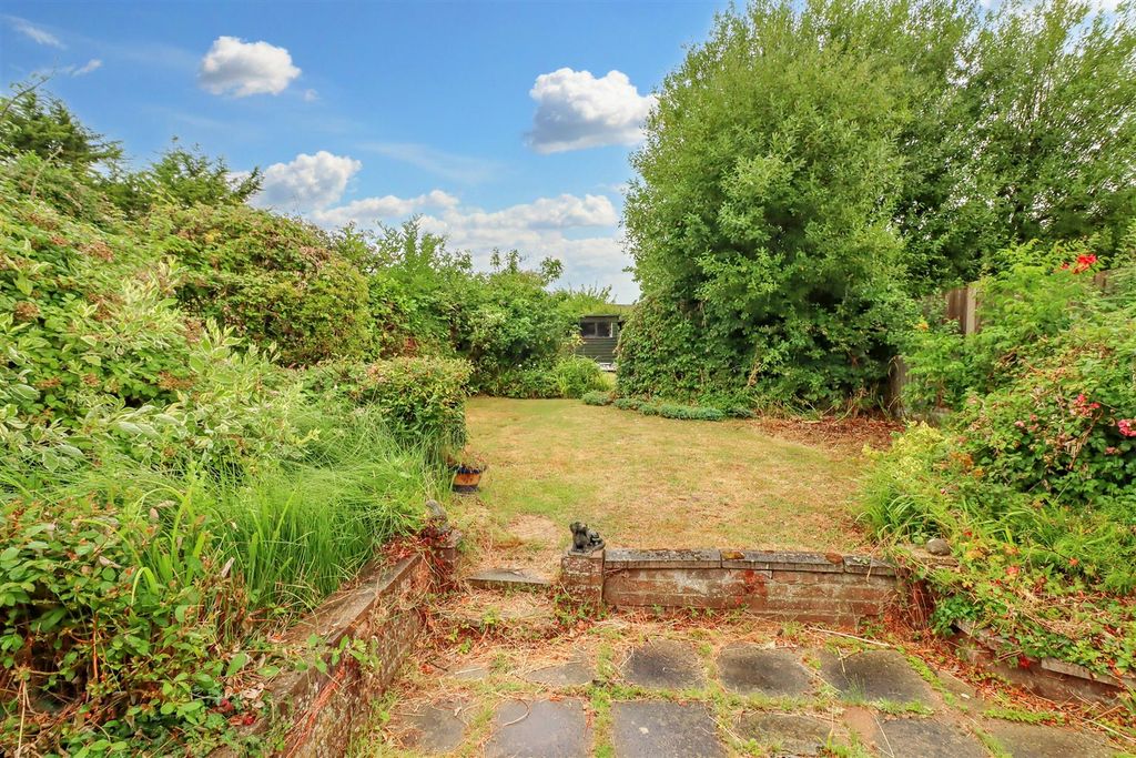 Property photo 2 of 18 38 Laburnum Avenue Outside.Jpg
