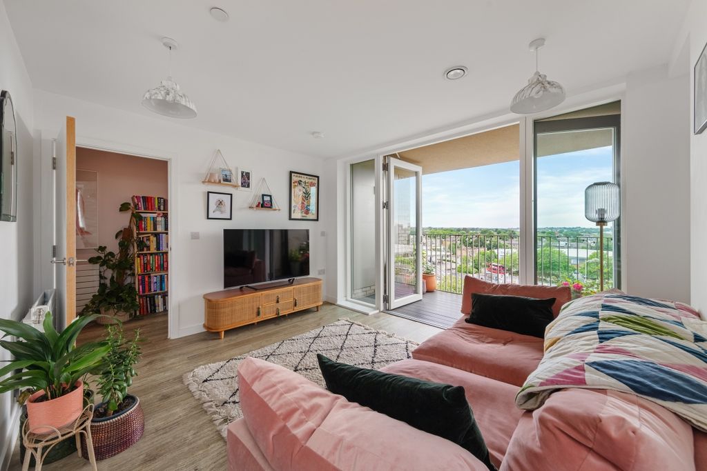 Property photo 1 of 15 094A9971