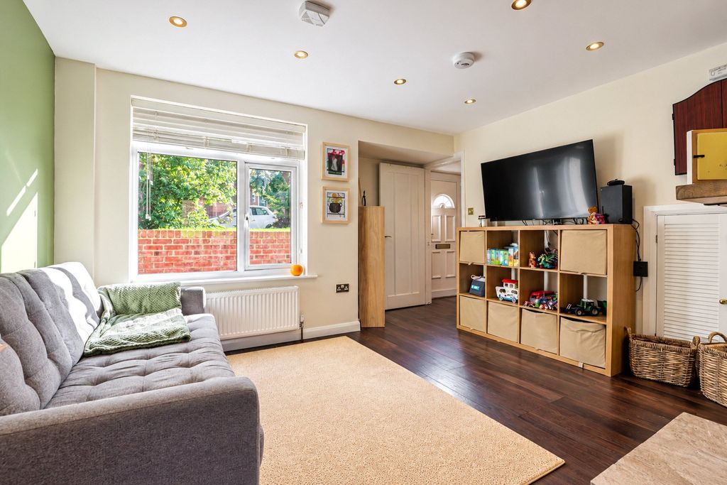 Property photo 3 of 19 Picture No. 03