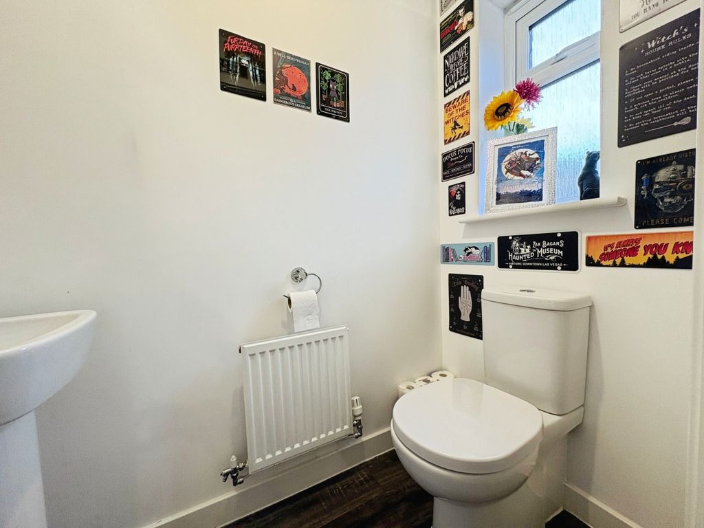 Property photo 3 of 21 W.C