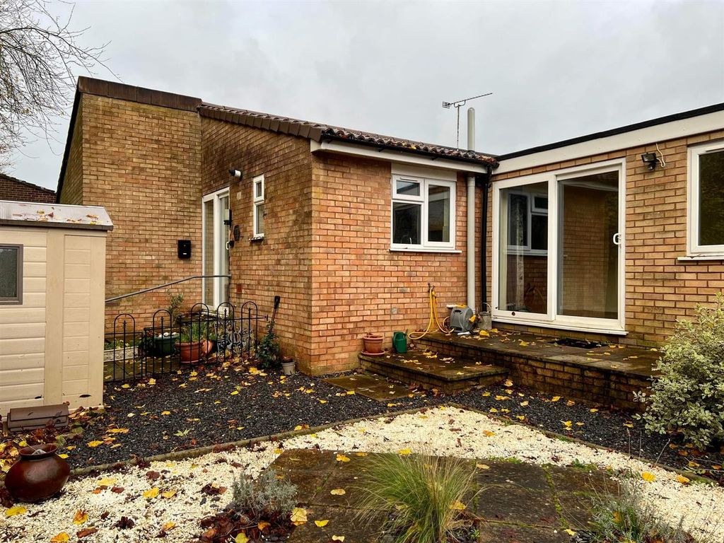 Property photo 3 of 10 Received_839765420703538.Jpeg