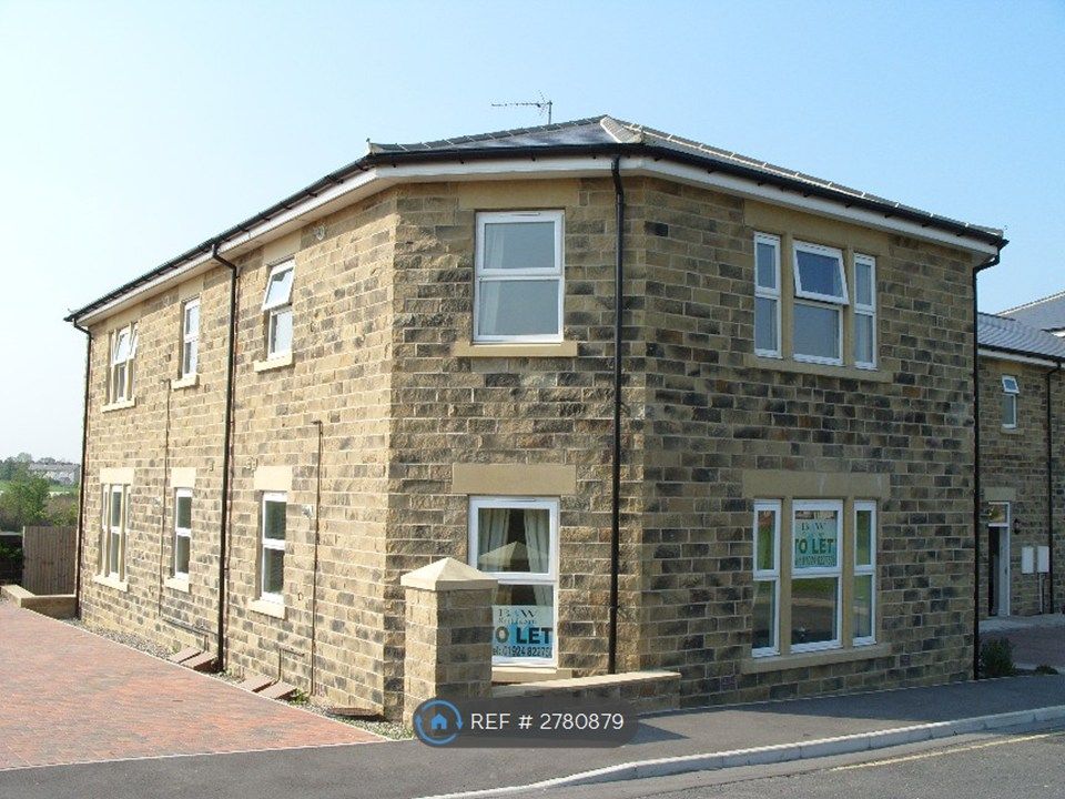 Property photo 1 of 25 External