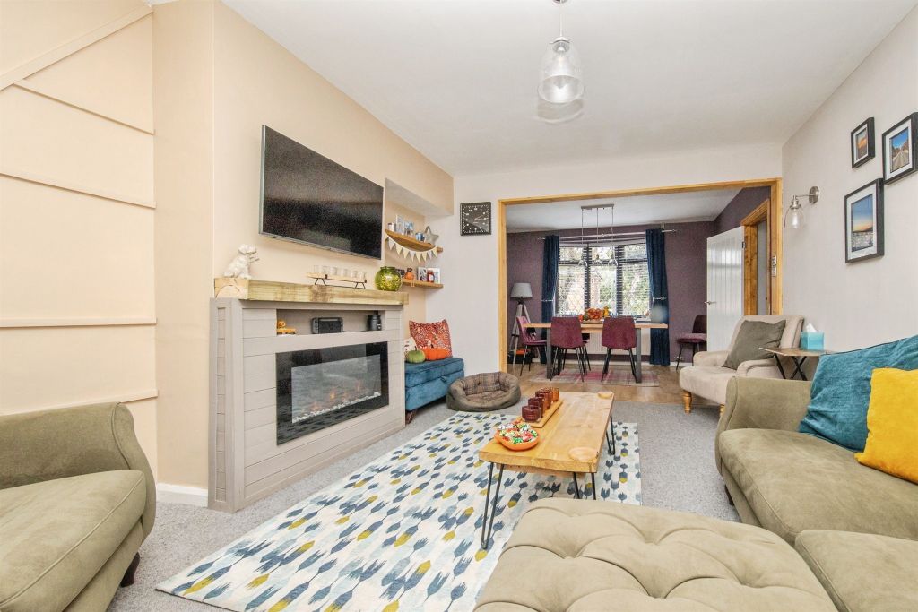 Property photo 2 of 20