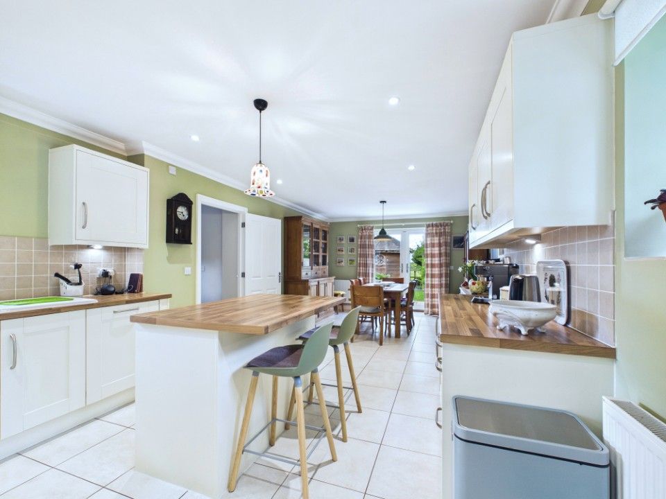 Property photo 2 of 24