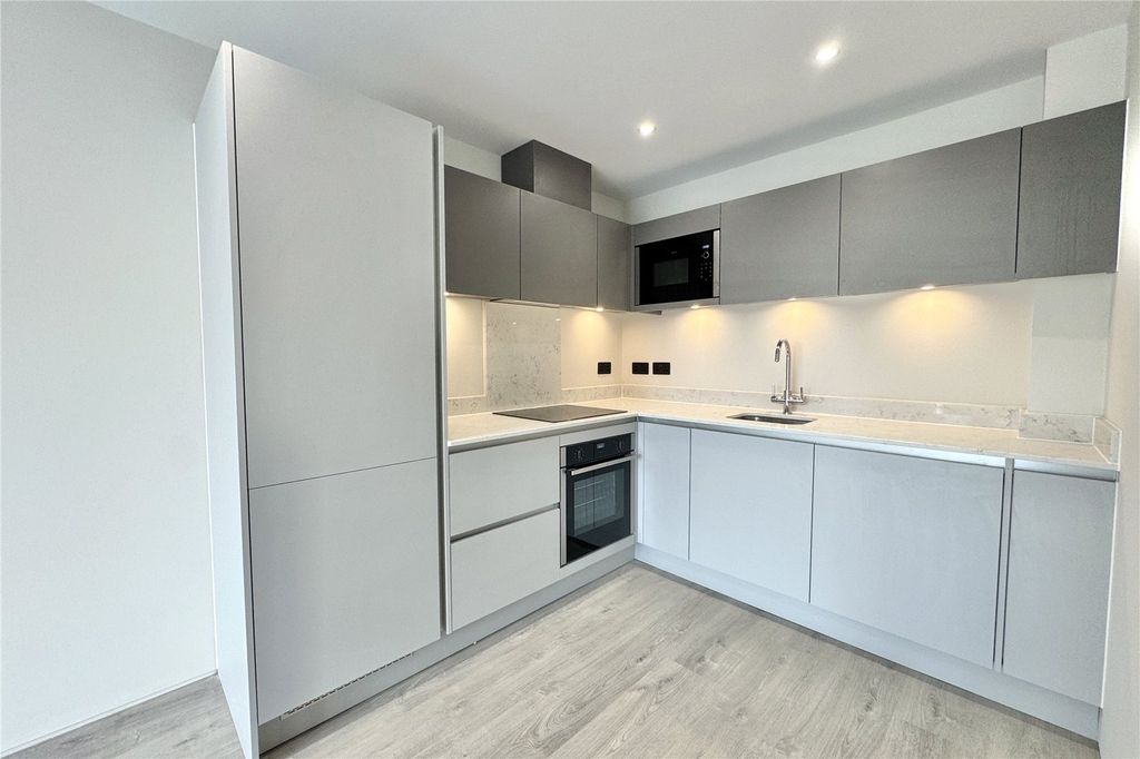 Property photo 1 of 9 Kitchen