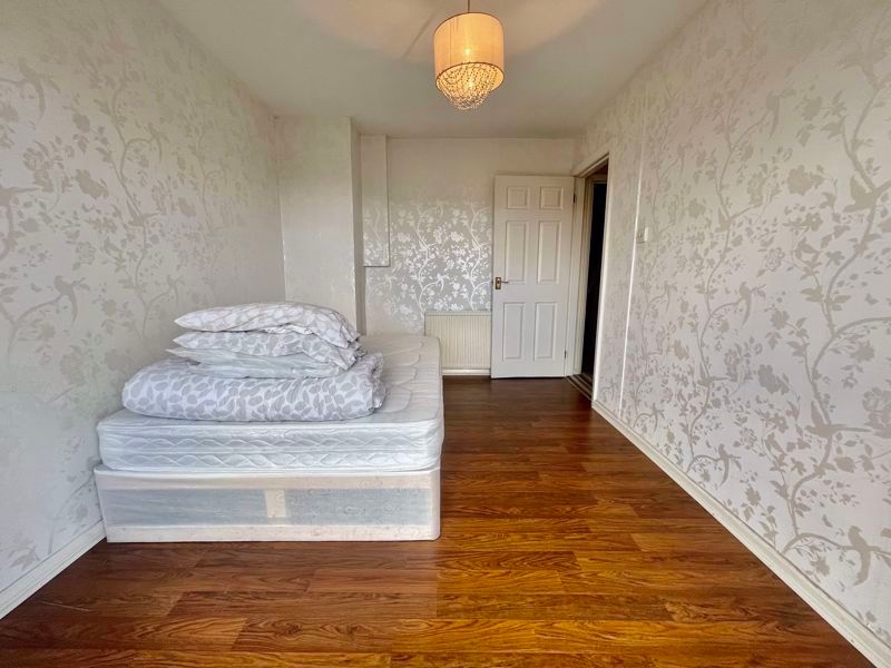 Property photo 2 of 8 Photo 2