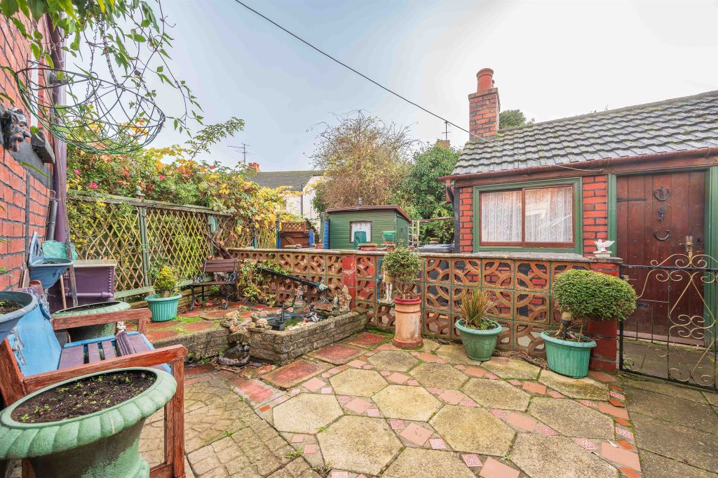 Property photo 3 of 10