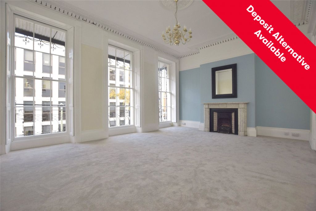 Property photo 1 of 18 Living Room