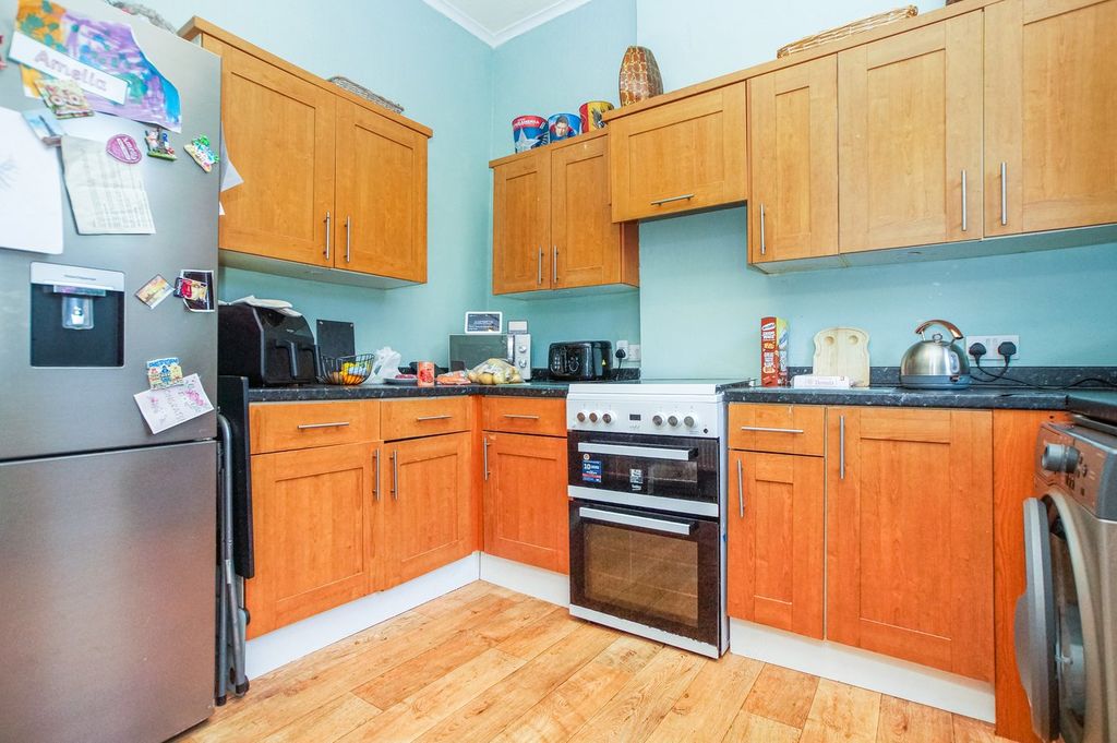 Property photo 2 of 15 Kitchen