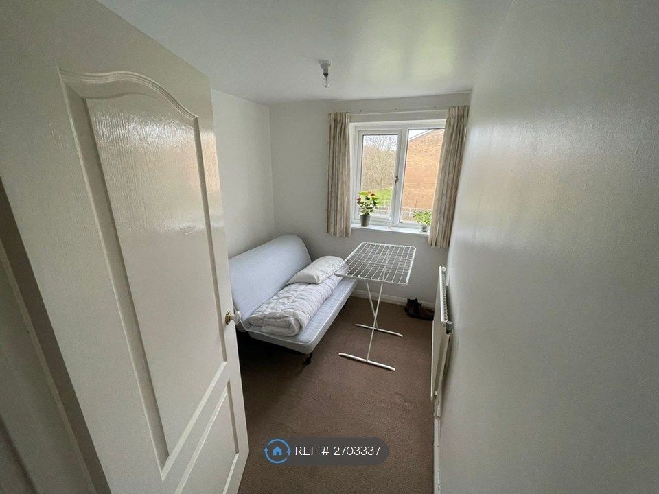 Property photo 3 of 4 2nd Bedroom