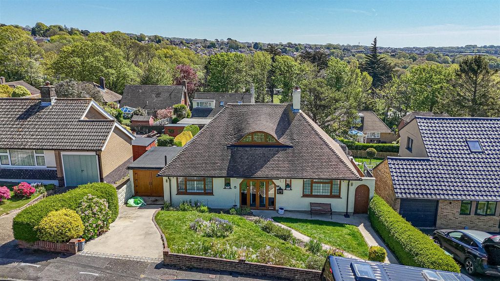 Property photo 1 of 33 Dji_20260427113706_0132_D.Jpg