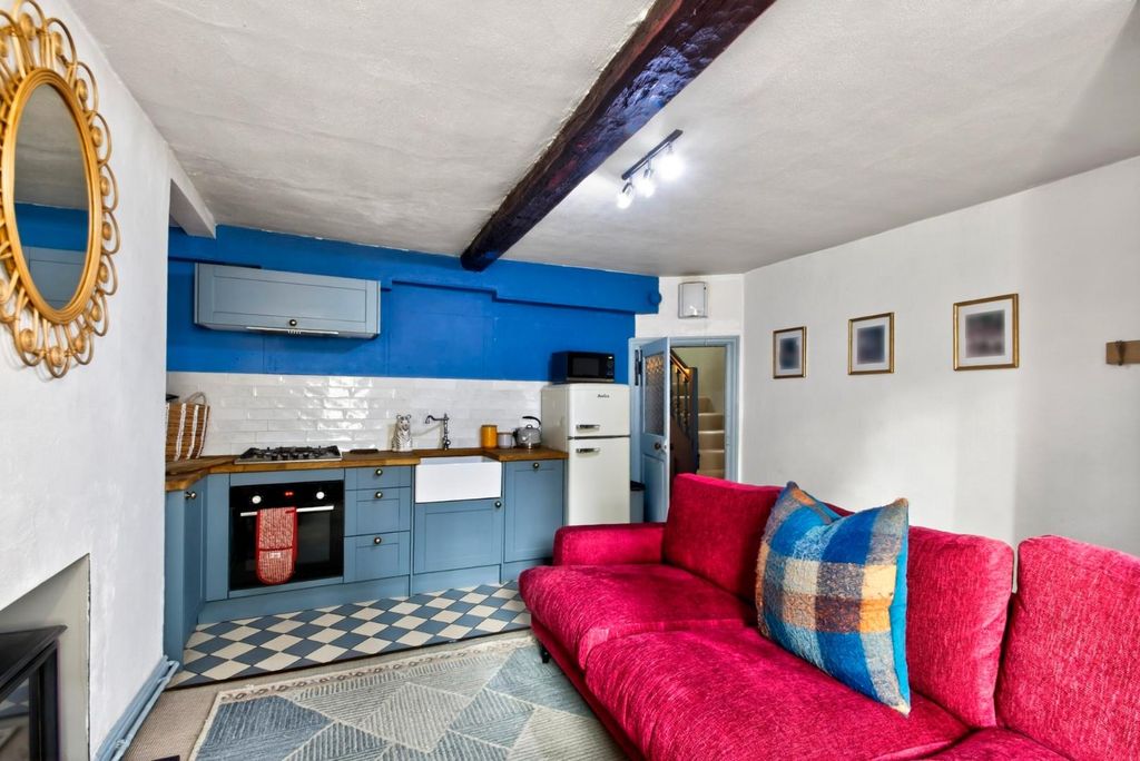 Property photo 3 of 13 99Highstreet-10.Jpg