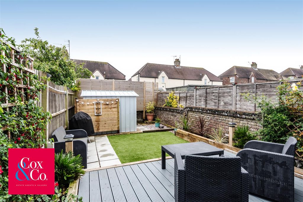 Property photo 2 of 14 81M_1130.Jpg