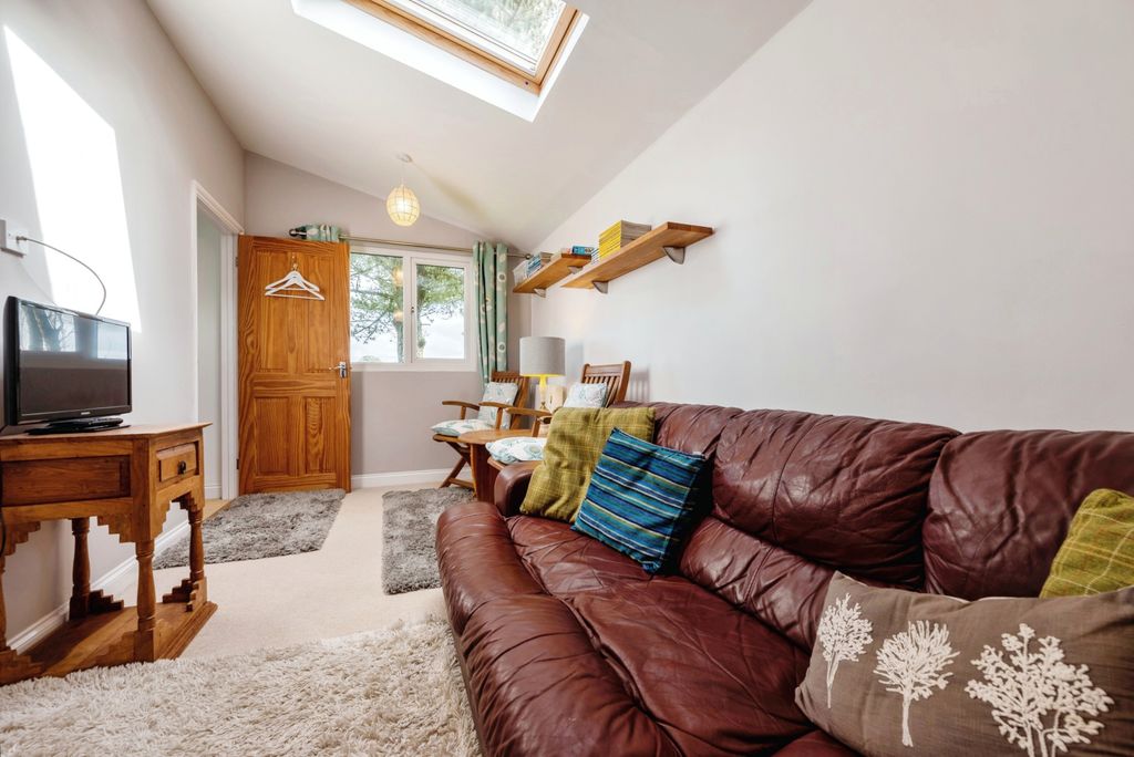 Property photo 2 of 15 Photography