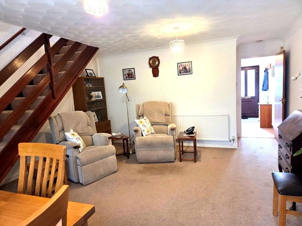 Property photo 3 of 21