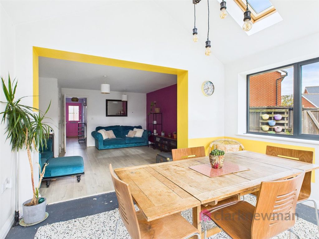 Property photo 3 of 17 Orangery