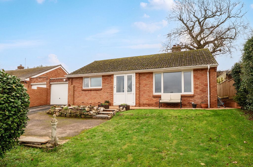 Property photo 2 of 23 1402939-23-697796...