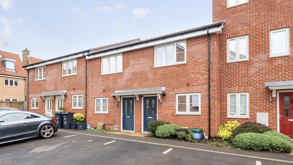 Property photo 2 of 20