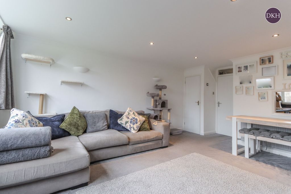 Property photo 3 of 10 Picture No. 11