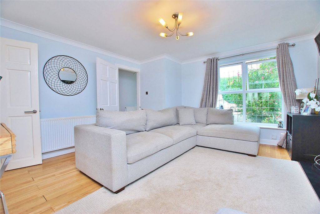 Property photo 3 of 15 Picture No. 10