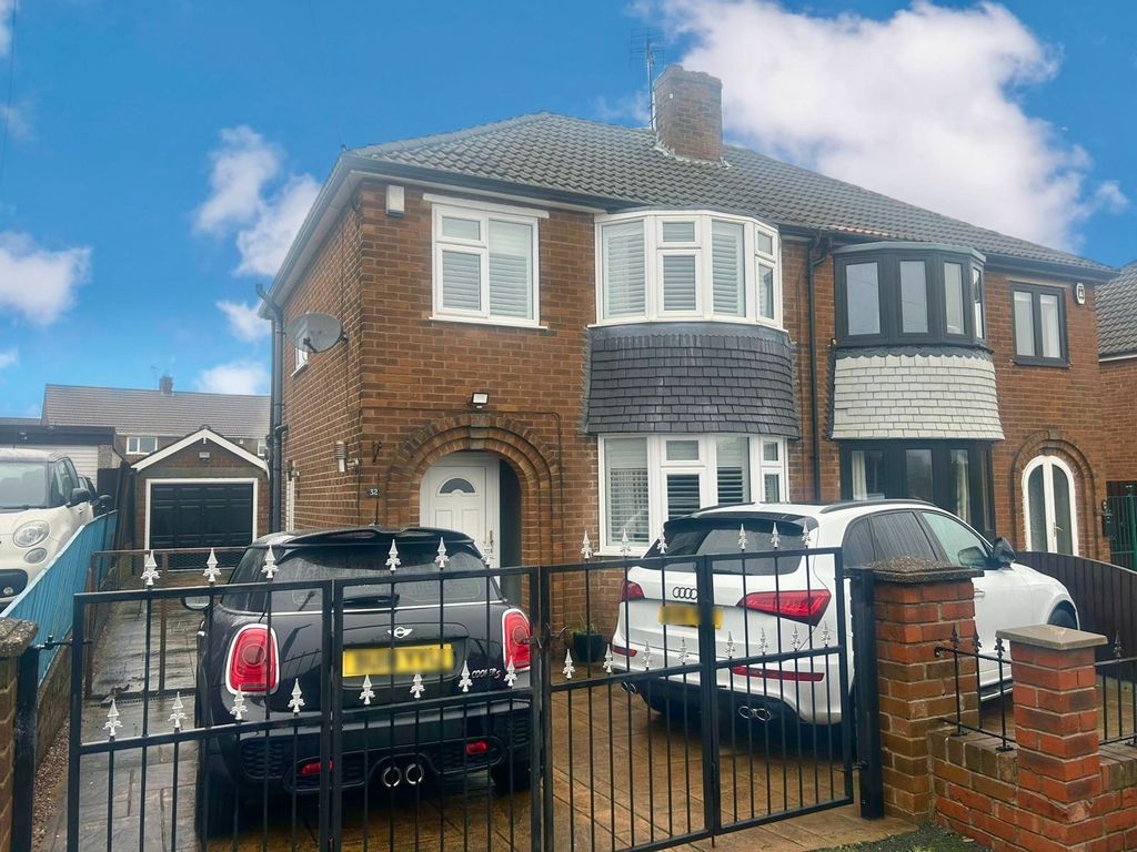 Property photo 1 of 1