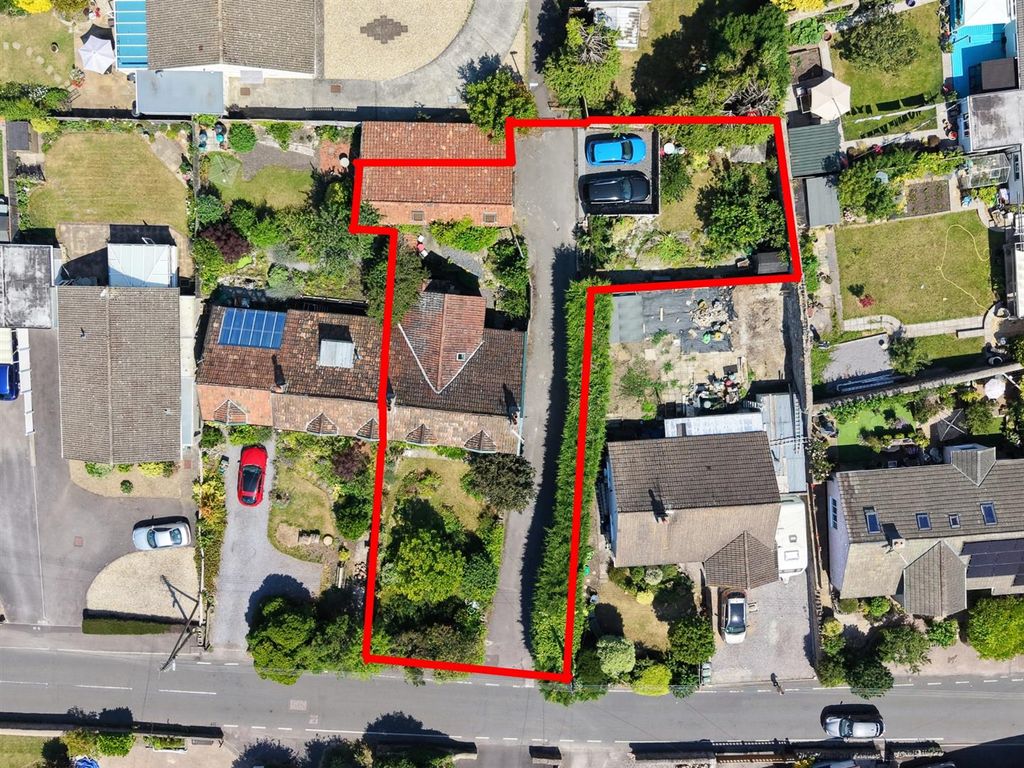 Property photo 2 of 36 Boundary