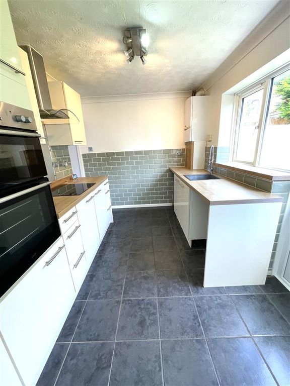 Property photo 3 of 11 Img_0714.Jpg
