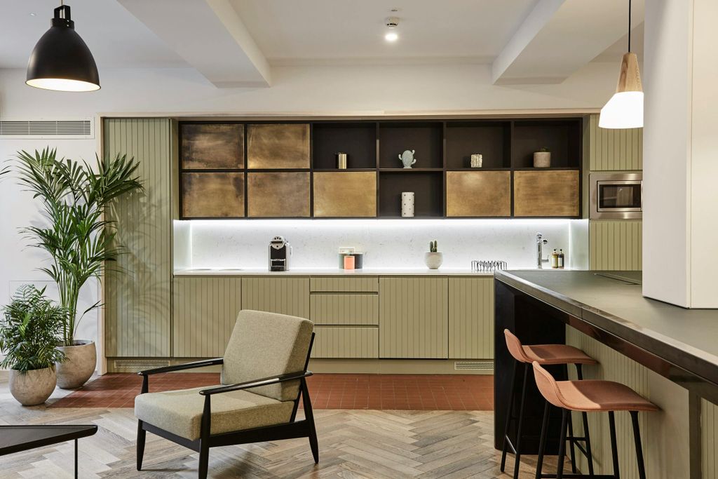 Property photo 2 of 7 Kitchen.Jpg