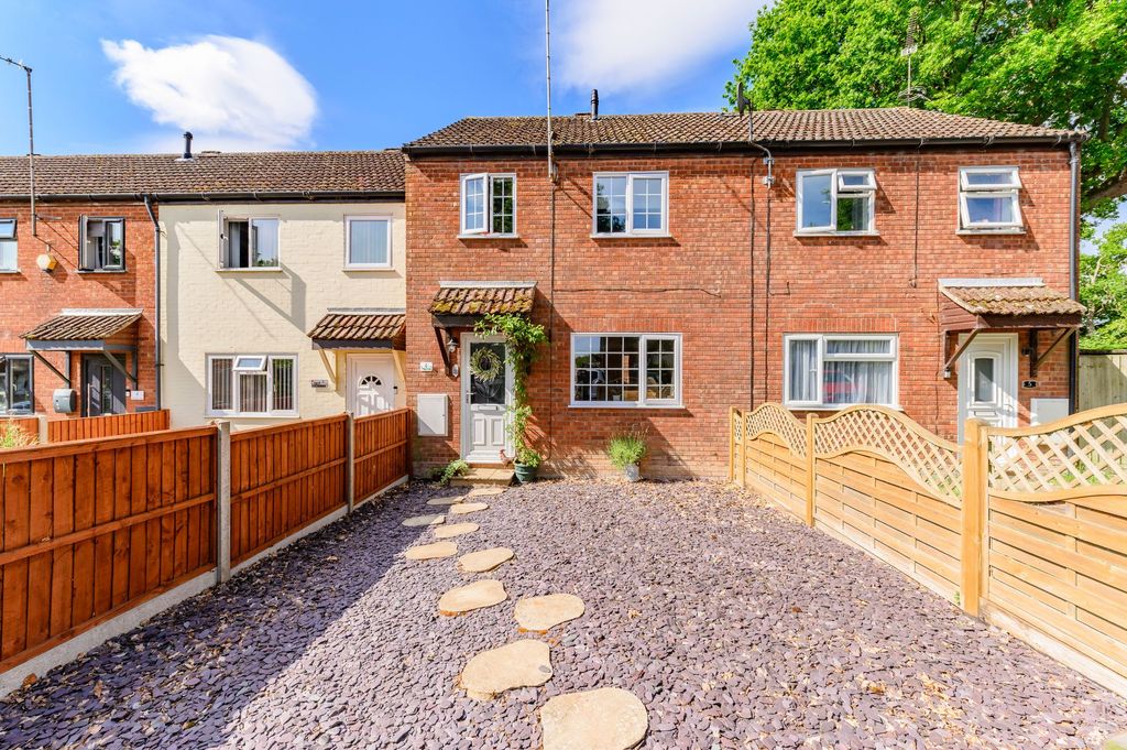 Property photo 1 of 18