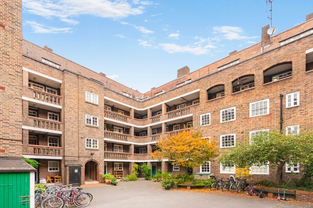 Property photo 1 of 20 Front View