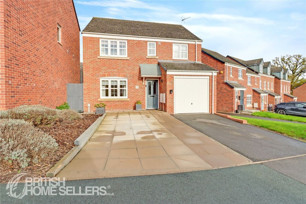 Property photo 2 of 14 Picture No. 12