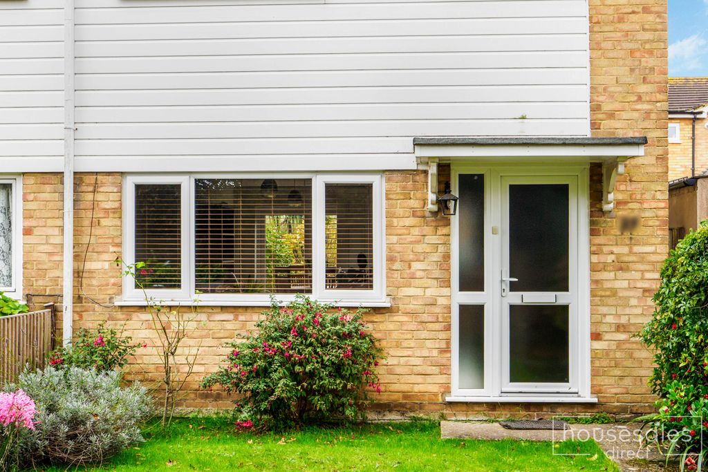 Property photo 2 of 18