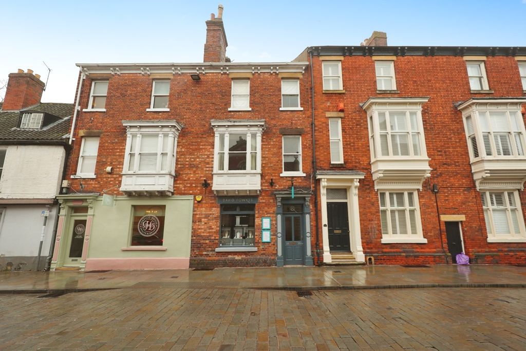 Property photo 2 of 10 5114711