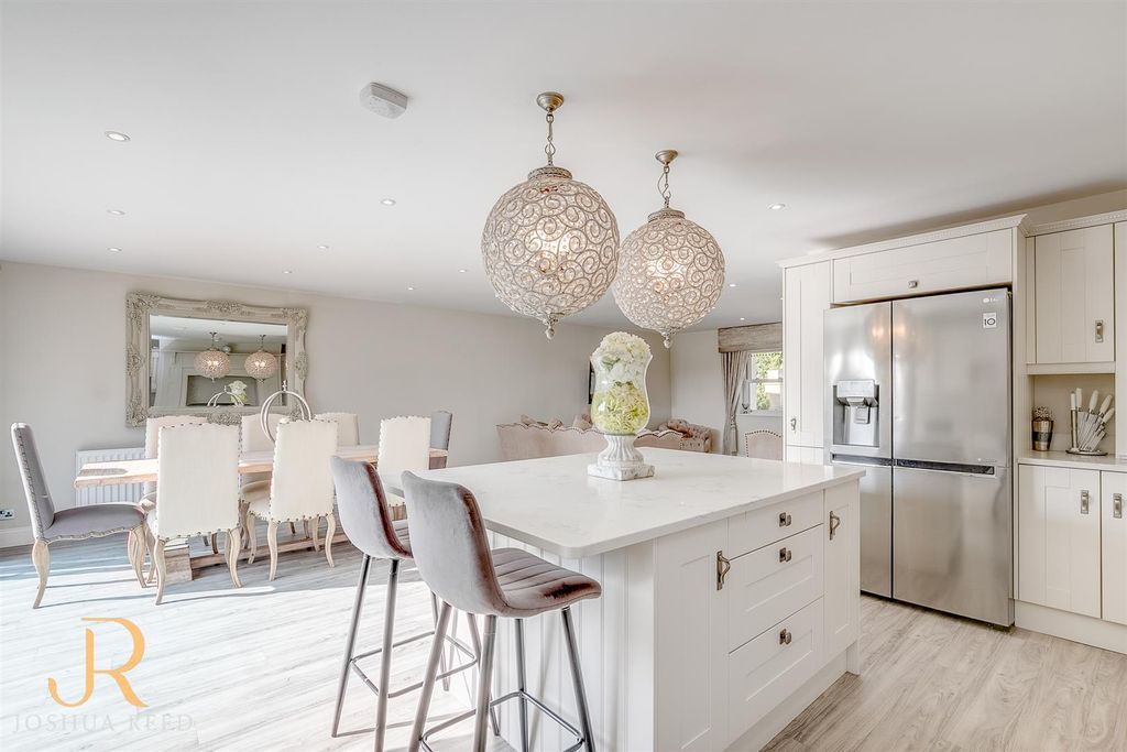 Property photo 3 of 36 Wm-28.Jpg