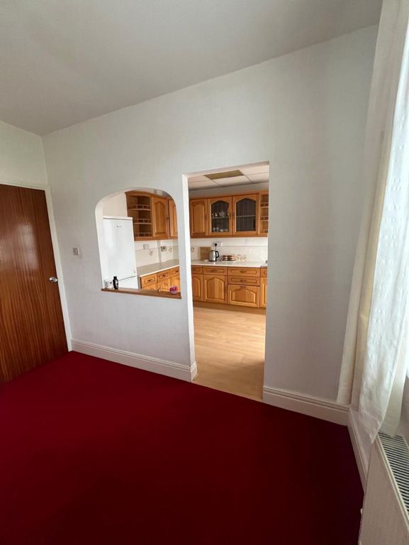 Property photo 3 of 12 Dining Room