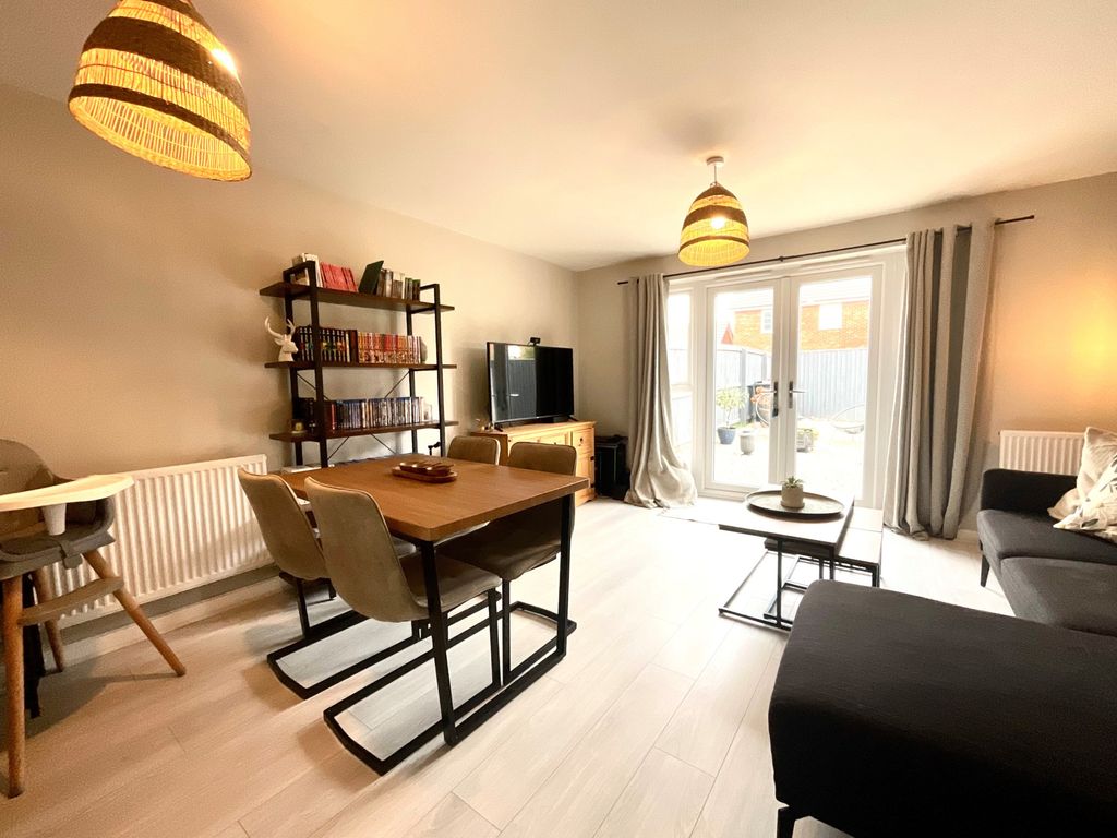 Property photo 3 of 14