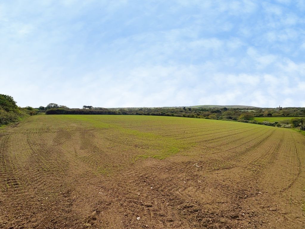 Property photo 2 of 6 5024903