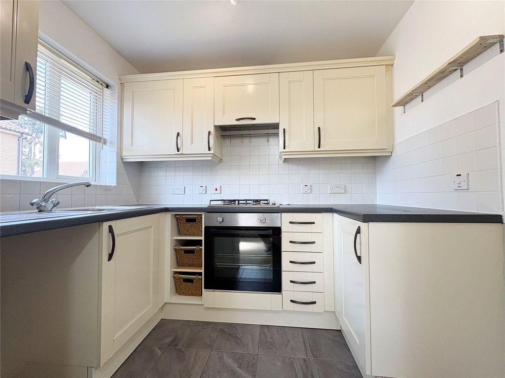 Property photo 3 of 14 Picture No. 26