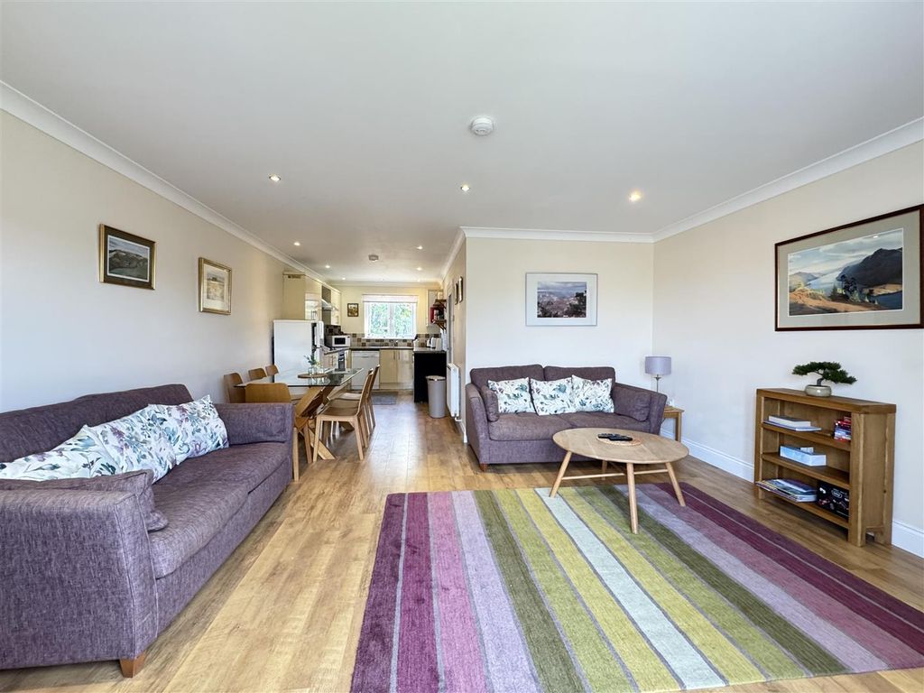 Property photo 3 of 17 Img_5978.Jpg