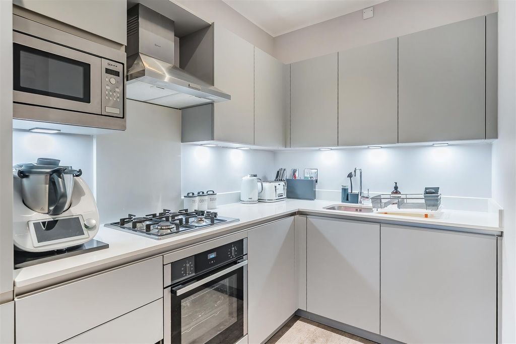 Property photo 3 of 14 1386043-10-69286F0E502cc.Jpg