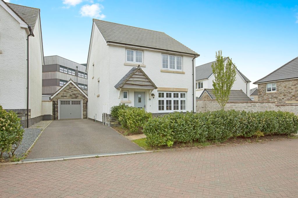 Property photo 1 of 22