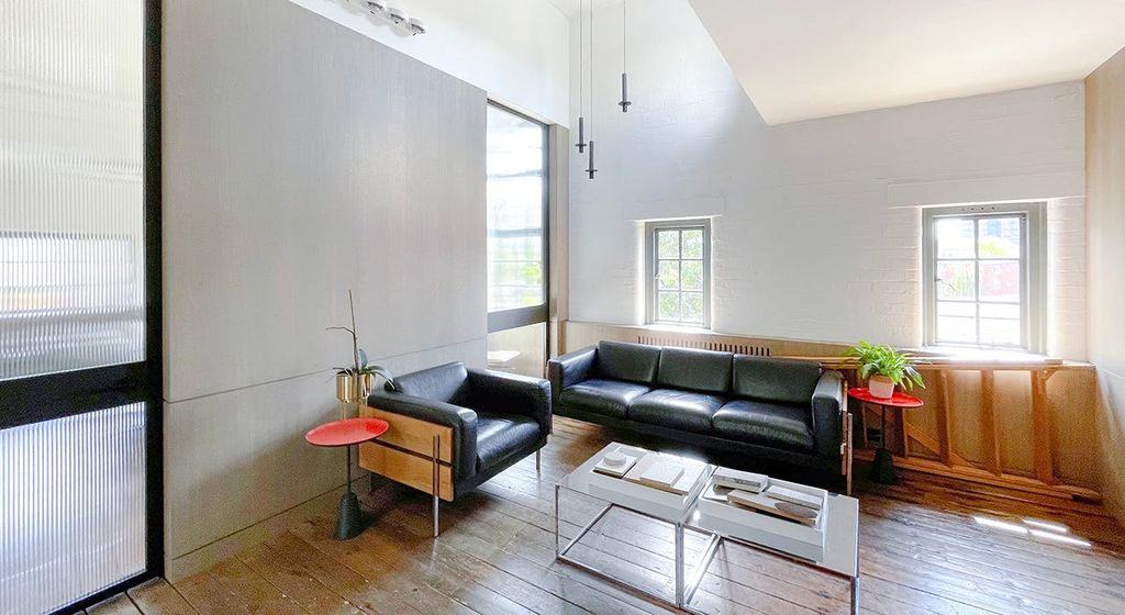 Property photo 3 of 8 1011 Peoples Hall Olaf Street W11 Office For Sale West London Int1.Jpg