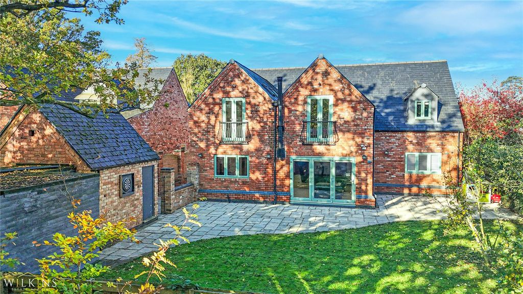 Property photo 3 of 50 Picture No. 07