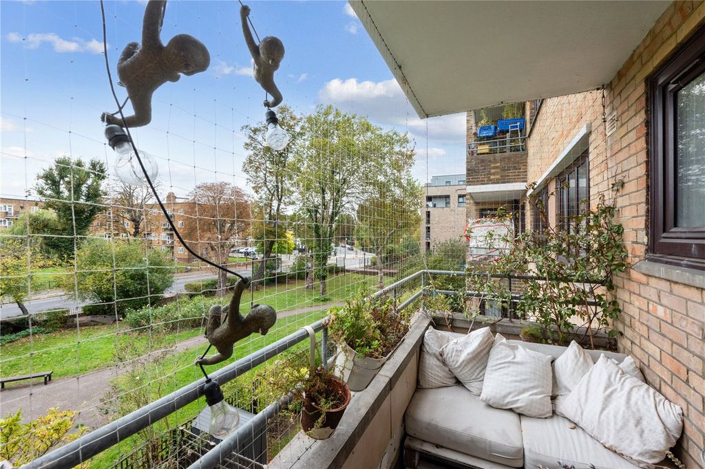 Property photo 3 of 12 Picture No. 14