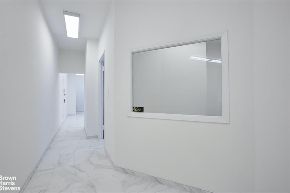 Property photo 3 of 14 <Alttext/>
